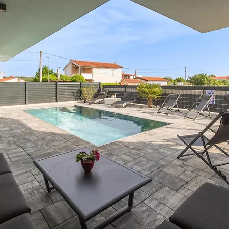 Casa vacanze Front In *